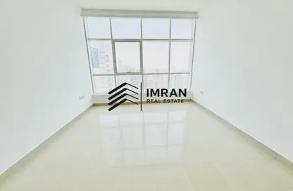 Apartment - 1 Bedroom - 2 Bathrooms for rent in New Al Taawun Road - Al Taawun - Sharjah Apartment - 1 Bedroom - 2 Bathrooms for rent in New Al Taawun Road - Al Taawun - Sharjah