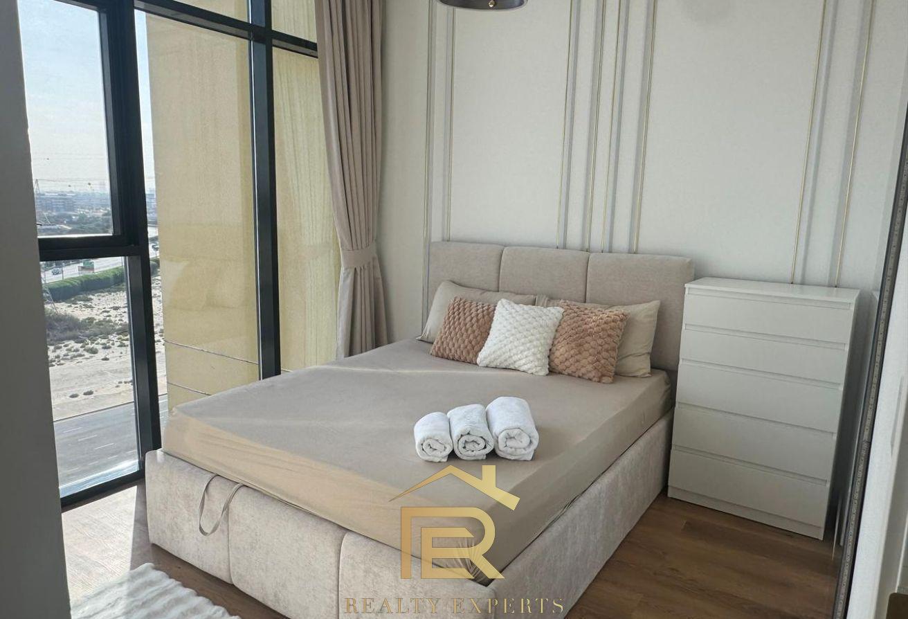 EXQUISITE 1 BED | FULLY FURNISHED | VACANT photo 6