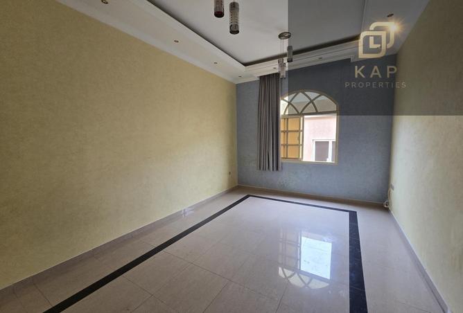 138797755 - Property Image 3