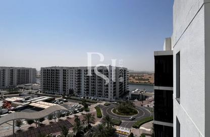 Apartment - 3 Bedrooms - 4 Bathrooms for rent in Waters Edge - Yas Island - Abu Dhabi