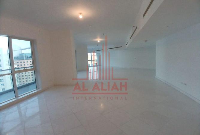125641995 - Property Image 3