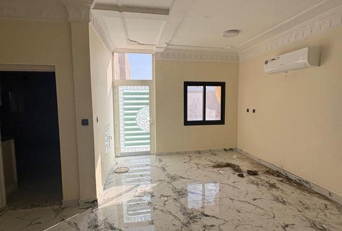 106864907 - Property Image 2