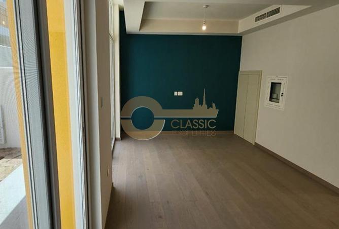 114166930 - Property Main Image