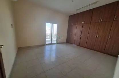 شقة - 3 غرف نوم - 3 حمامات للايجار في سيفيك سينتر - الجيمي - العين
