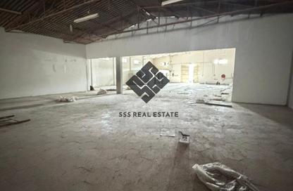Warehouse - Studio - 2 Bathrooms for rent in Umm Dir - Umm Al Quwain