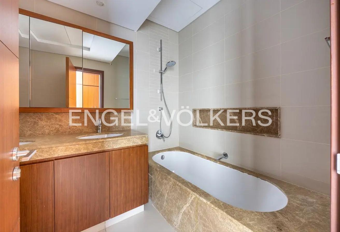 Available Now | Chiller Free | Unfurnished photo 8