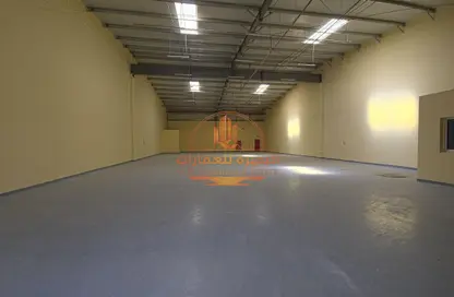 Warehouse - Studio - 1 Bathroom for rent in Al Sajaa S - Al Sajaa - Sharjah