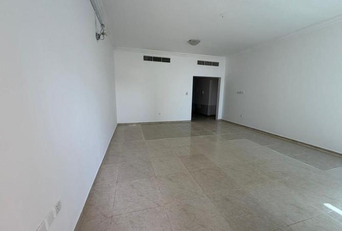 114620579 - Property Image 3