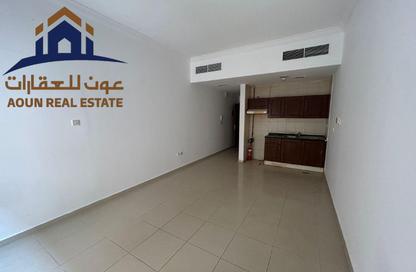 Apartment - Studio - 1 Bathroom for rent in Al Qulaya'ah - Al Sharq - Sharjah