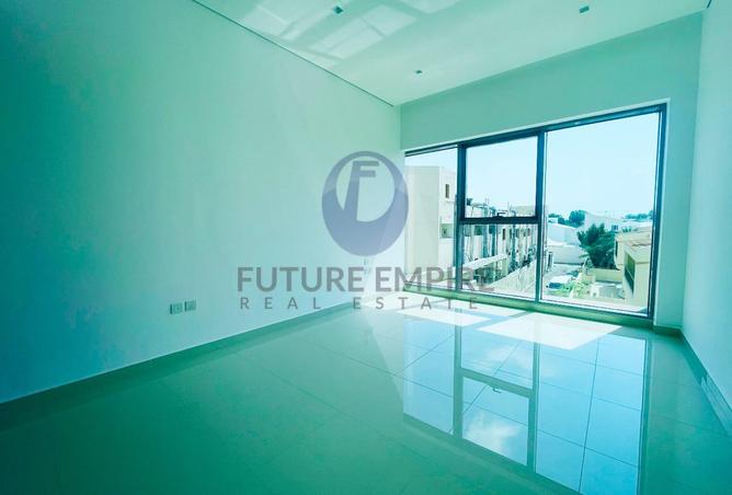 71125632 - Property Image 2