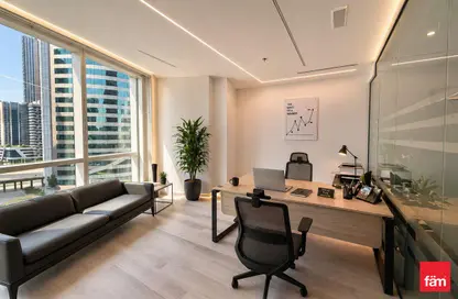 مكتب - استوديو للايجار في B2B  برج - الخليج التجاري - دبي
