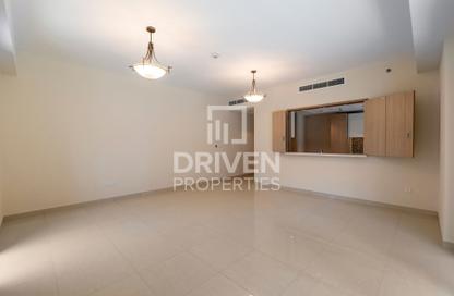 Apartment - 2 - 2 for rent in Al Zaina Plaza - Deira Enrichment Project - Deira - Dubai