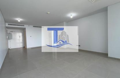 Apartment - 1 - 2 for rent in Etihad Towers - Corniche Road - Abu Dhabi
