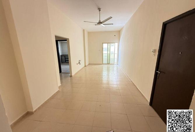 76989445 - Property Image 2