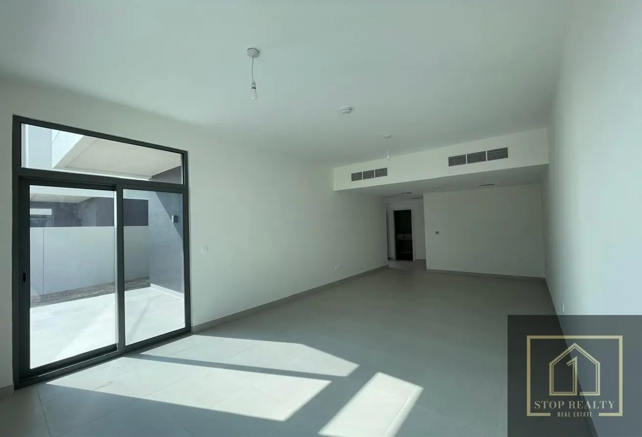 151892935 - Property Main Image