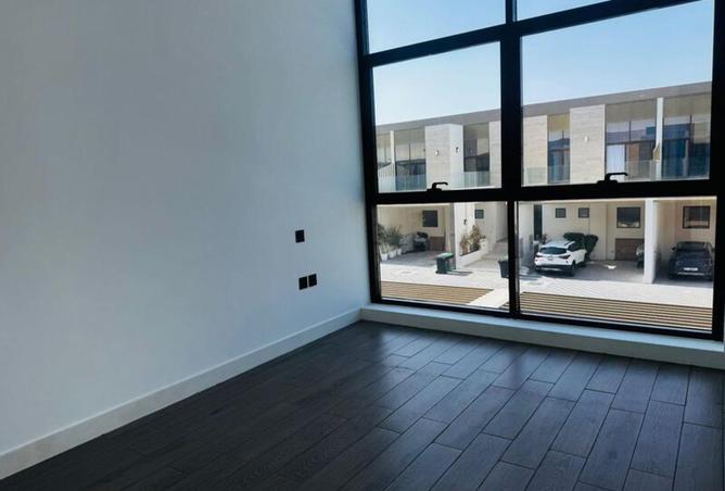 53582165 - صورة العقار 2