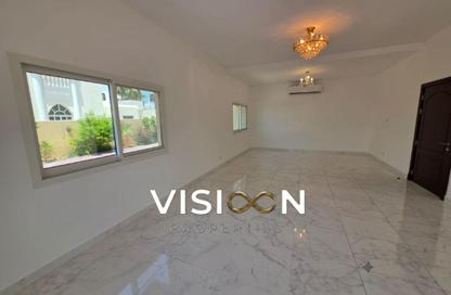 Villa - 4 Bedrooms - 5 Bathrooms for rent in Jumeirah 2 Villas - Jumeirah 2 - Jumeirah - Dubai Villa - 4 Bedrooms - 5 Bathrooms for rent in Jumeirah 2 Villas - Jumeirah 2 - Jumeirah - Dubai
