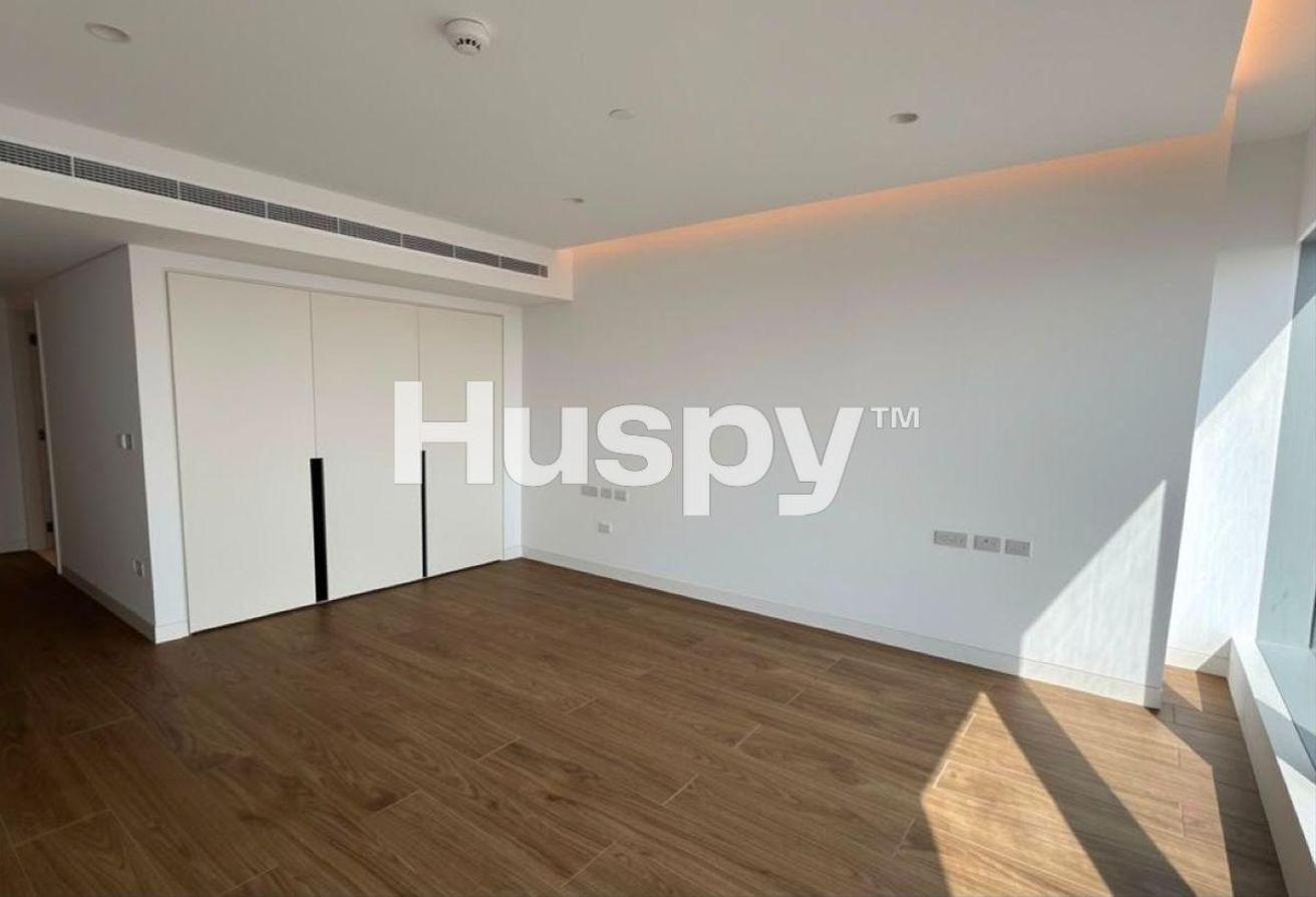 Luxury Living | High Floor | Lowest Price photo 4