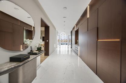 Villa - 5 Bedrooms - 6 Bathrooms for rent in Garden Homes Frond N - Garden Homes - Palm Jumeirah - Dubai