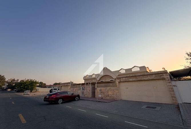 135640190 - Property Image 2