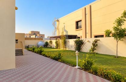 Villa - 4 - 6 for rent in Al Barsha South 1 - Al Barsha South - Al Barsha - Dubai