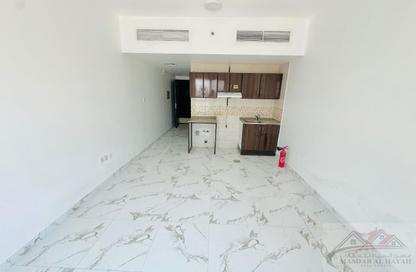 Apartment - Studio - 1 Bathroom for rent in Muwailih Building - Muwaileh - Sharjah Apartment - Studio - 1 Bathroom for rent in Muwailih Building - Muwaileh - Sharjah