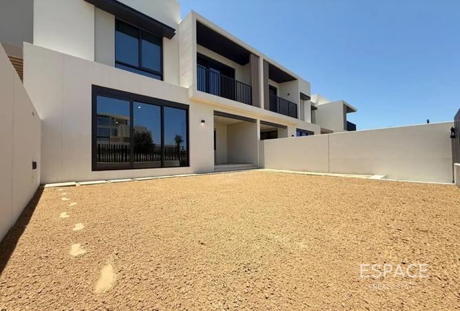 121978568 - Property Image 2