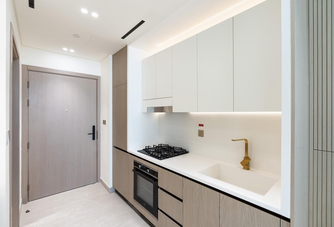 Managed | Brand New | Vacant w/ White Goods photo 5