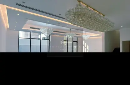 فيلا - 6 غرف نوم - 8 حمامات للايجار في جميرا 1 - جميرا - دبي