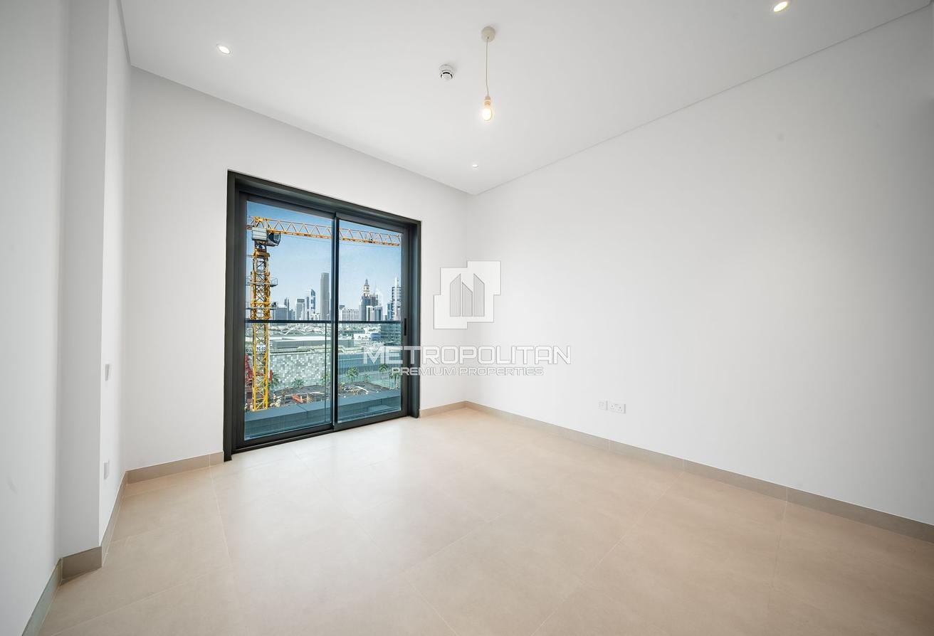 Highest Floor | Multiple Units | Community Expert photo 13