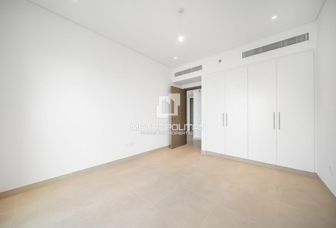 Highest Floor | Multiple Units | Community Expert photo 10