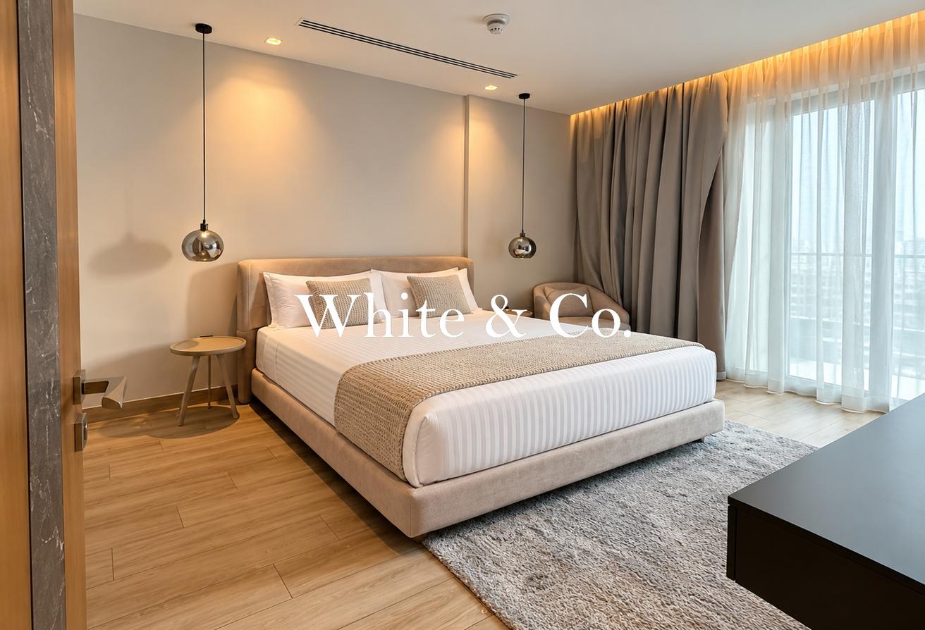 Fully Furnished | Pool View | Chiller Free photo 8