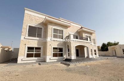 Villa - 5 Bedrooms - 7 Bathrooms for rent in Al Quoz 2 - Al Quoz - Dubai