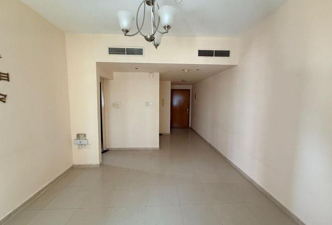 78202760 - Property Image 2