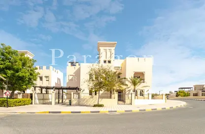 Villa - 5 Bedrooms - 6 Bathrooms for rent in Al Hamra Village Villas - Al Hamra Village - Ras Al Khaimah