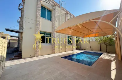 Villa - 5 Bedrooms - 5 Bathrooms for rent in Al Manara - Dubai