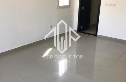 Villa - 3 - 3 for rent in Contemporary Style - Al Reef Villas - Al Reef - Abu Dhabi