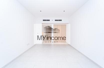 Apartment - Studio - 1 Bathroom for rent in Marquise Square Tower - Business Bay - Dubai