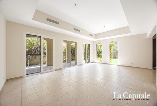 82812822 - Property Image 2