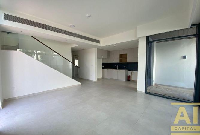 67432330 - Property Image 3