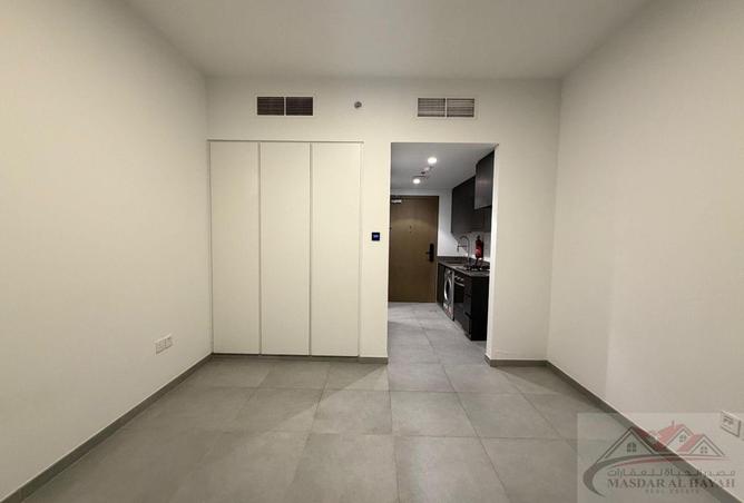 72722601 - Property Image 2