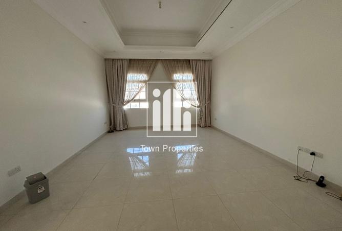 129743237 - Property Image 3