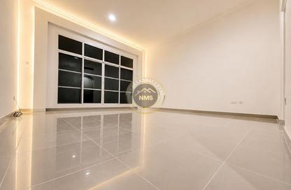 Apartment - Studio - 1 Bathroom for rent in Al Muntazah - Abu Dhabi Apartment - Studio - 1 Bathroom for rent in Al Muntazah - Abu Dhabi
