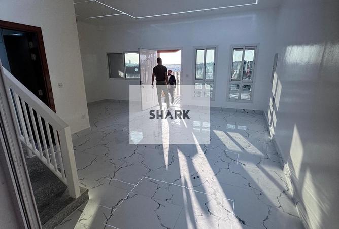 56142428 - Property Image 3