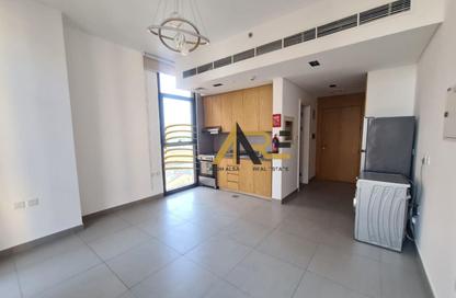 Apartment - Studio - 1 Bathroom for rent in Al Mamsha - Muwaileh - Sharjah