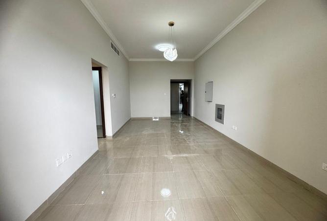 70283690 - Property Image 3