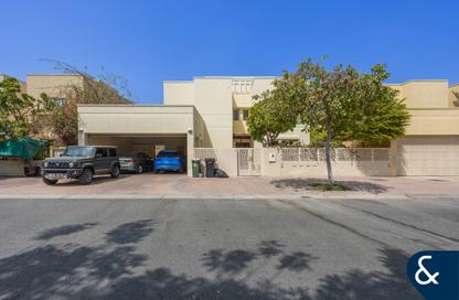 Villa - 4 - 5 for sale in Meadows 2 - Meadows - Dubai