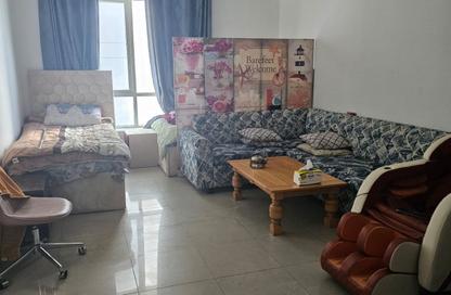 Apartment - 1 Bedroom - 2 Bathrooms for sale in Al Khan Lagoon Tower - Al Khan Lagoon - Al Khan - Sharjah Apartment - 1 Bedroom - 2 Bathrooms for sale in Al Khan Lagoon Tower - Al Khan Lagoon - Al Khan - Sharjah