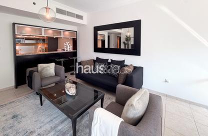 Apartment - 1 - 1 for rent in Al Majara 1 - Al Majara Towers - Dubai Marina - Dubai