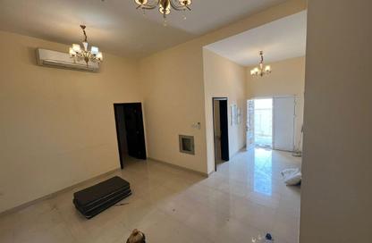 Villa - 4 Bedrooms - 5 Bathrooms for rent in Al Ghafia - Al Riqqa - Sharjah